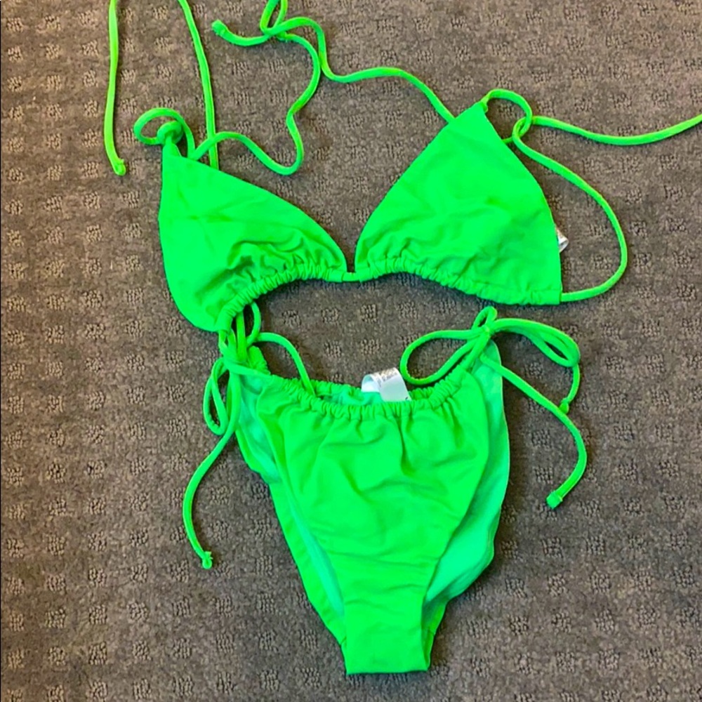 Bathing suit